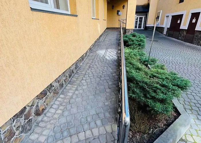 Optima Dworzec Lviv