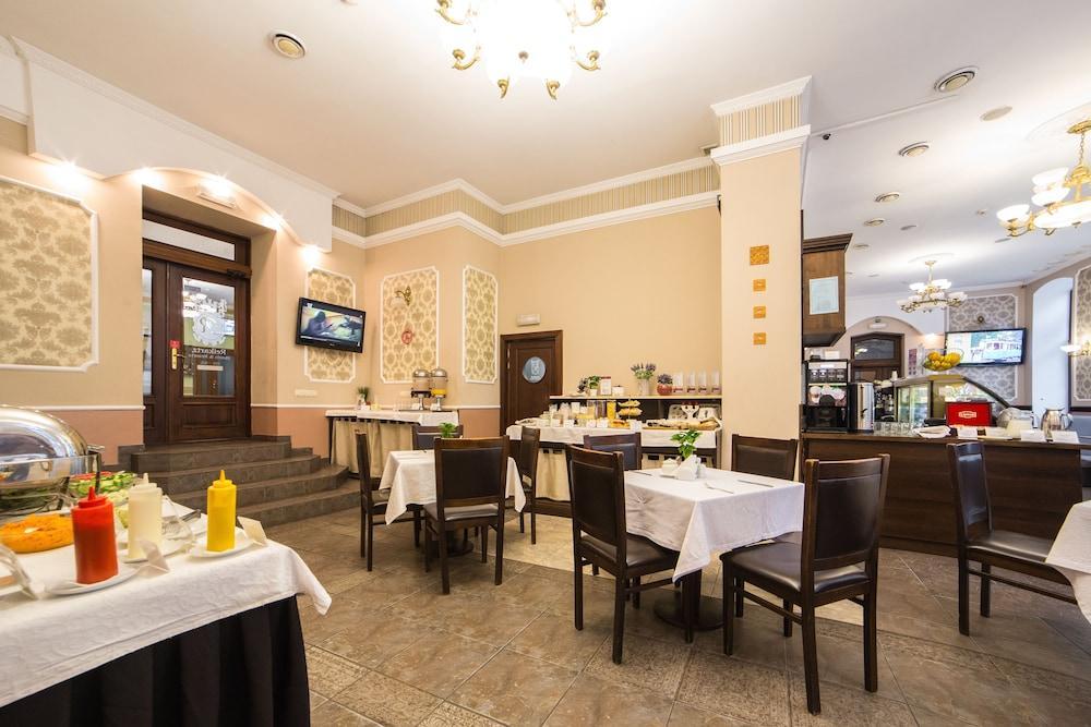 Optima Dworzec Lviv