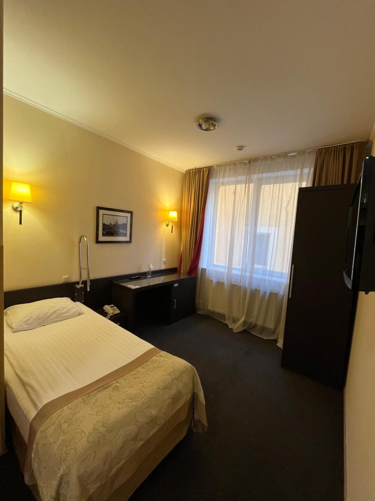 Optima Dworzec Otel Lviv