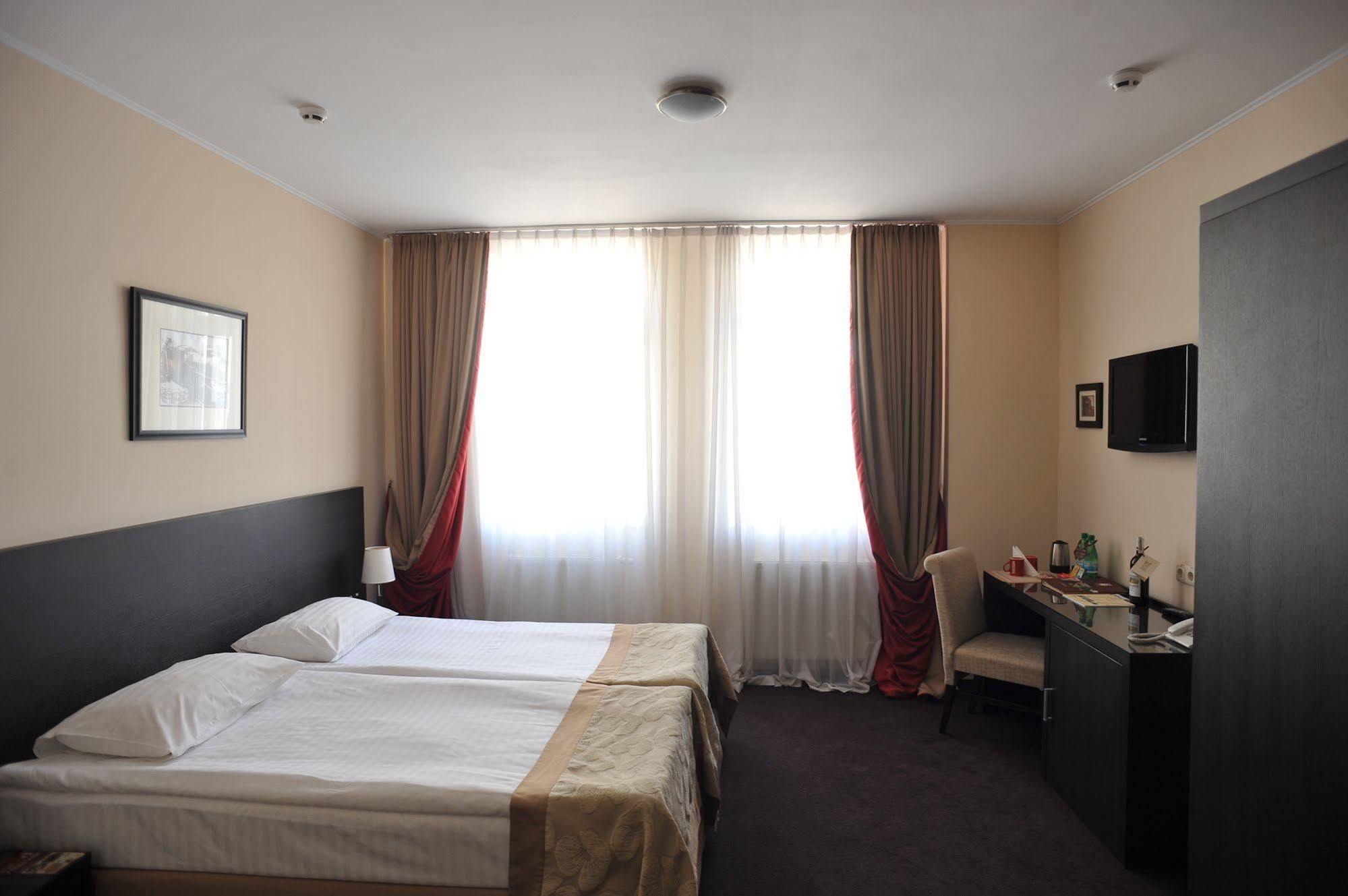 Optima Dworzec Otel Lviv