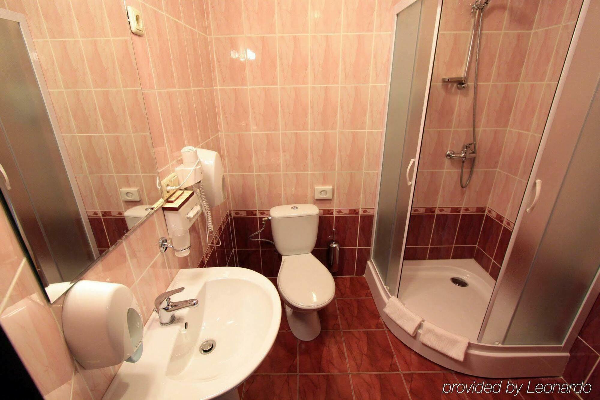 Otel Optima Dworzec 3*